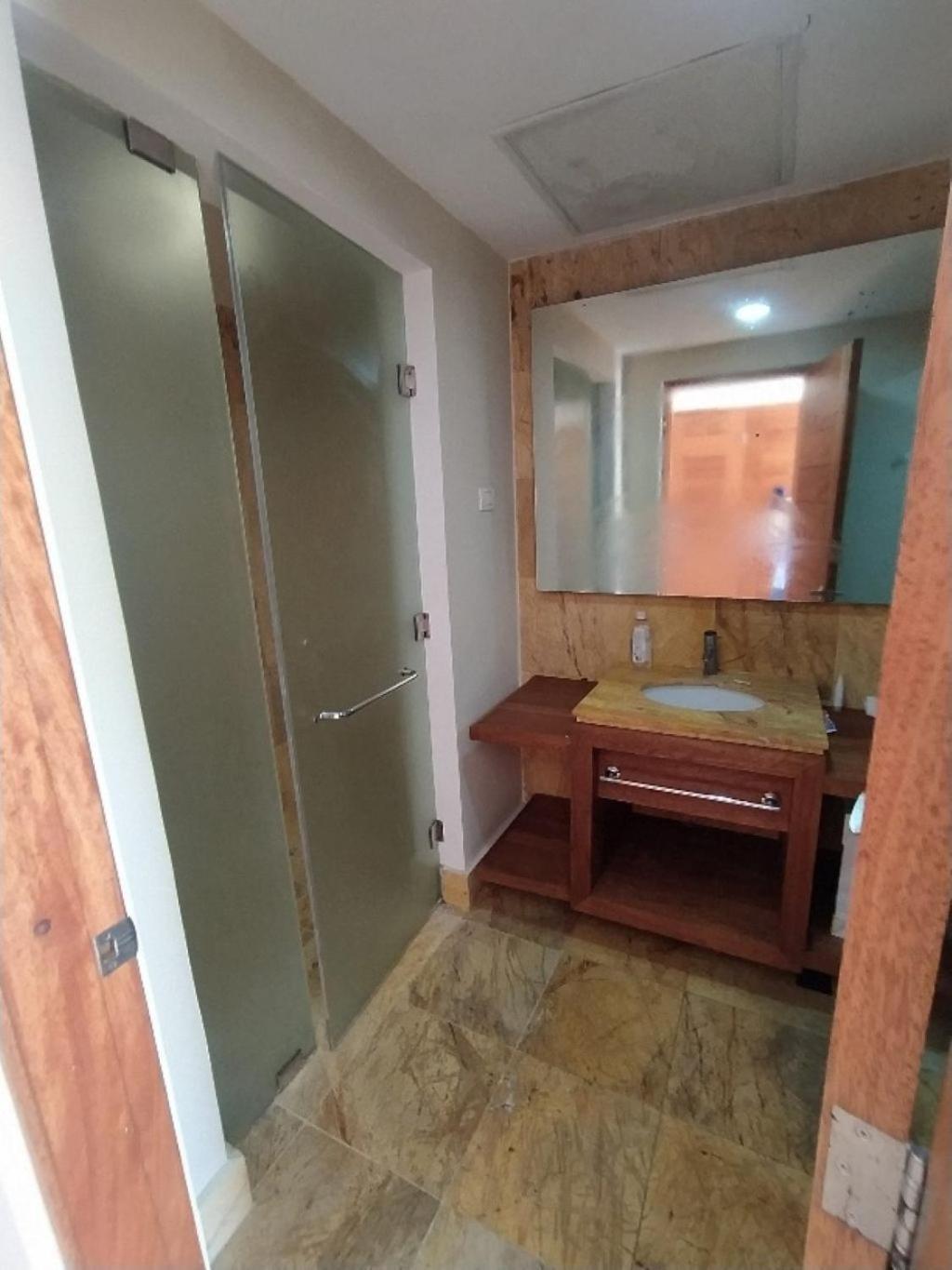 Sotogrande Spacious Beachfront Apartamento *